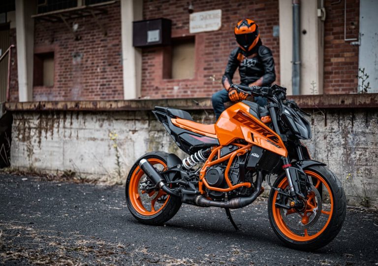 MY KTM DUKE Static STATIC Static STATIC