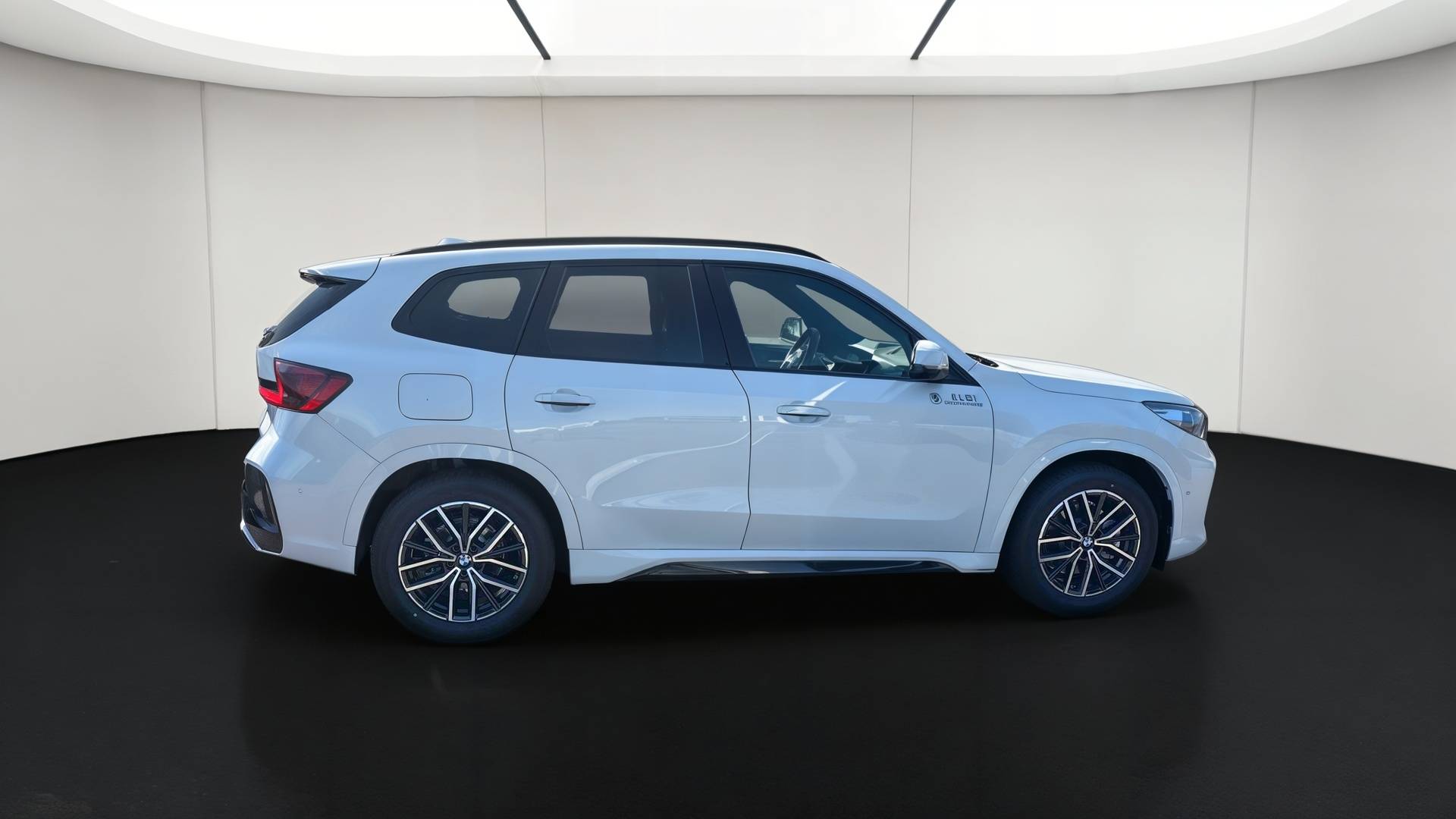 bmw x sdrive i ch dkg m sport