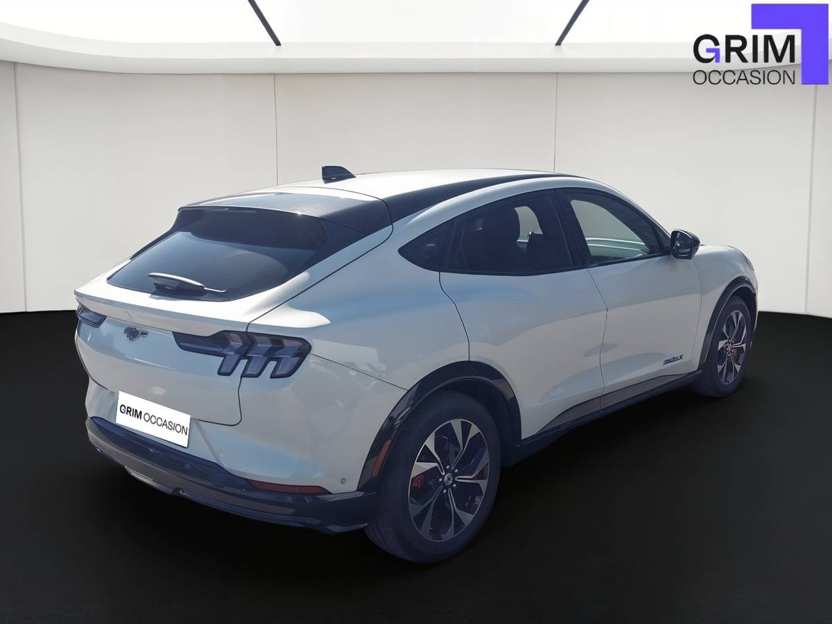 ford mustang mach e extended range kwh ch premium
