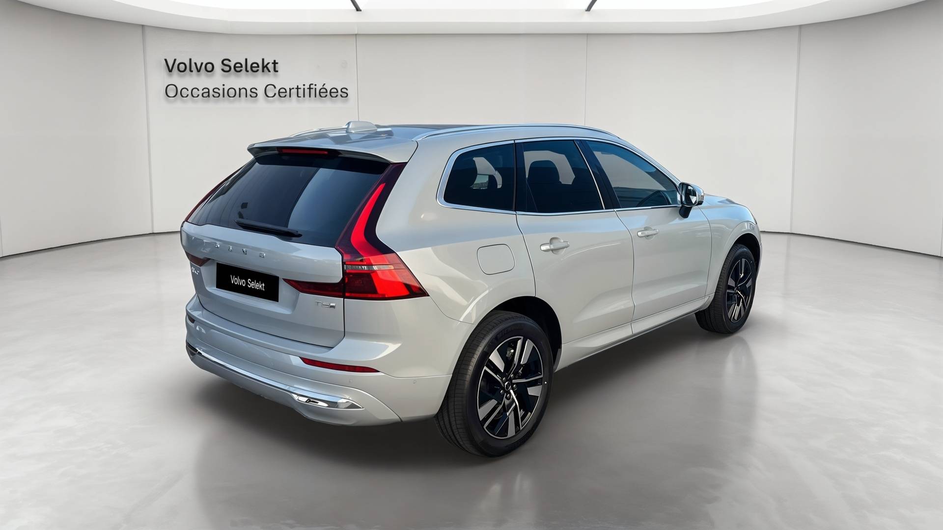 volvo xc t awd hybride rechargeable ch ch geartronic plus style chrome
