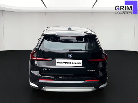 BMW IXU FACEARRIERE