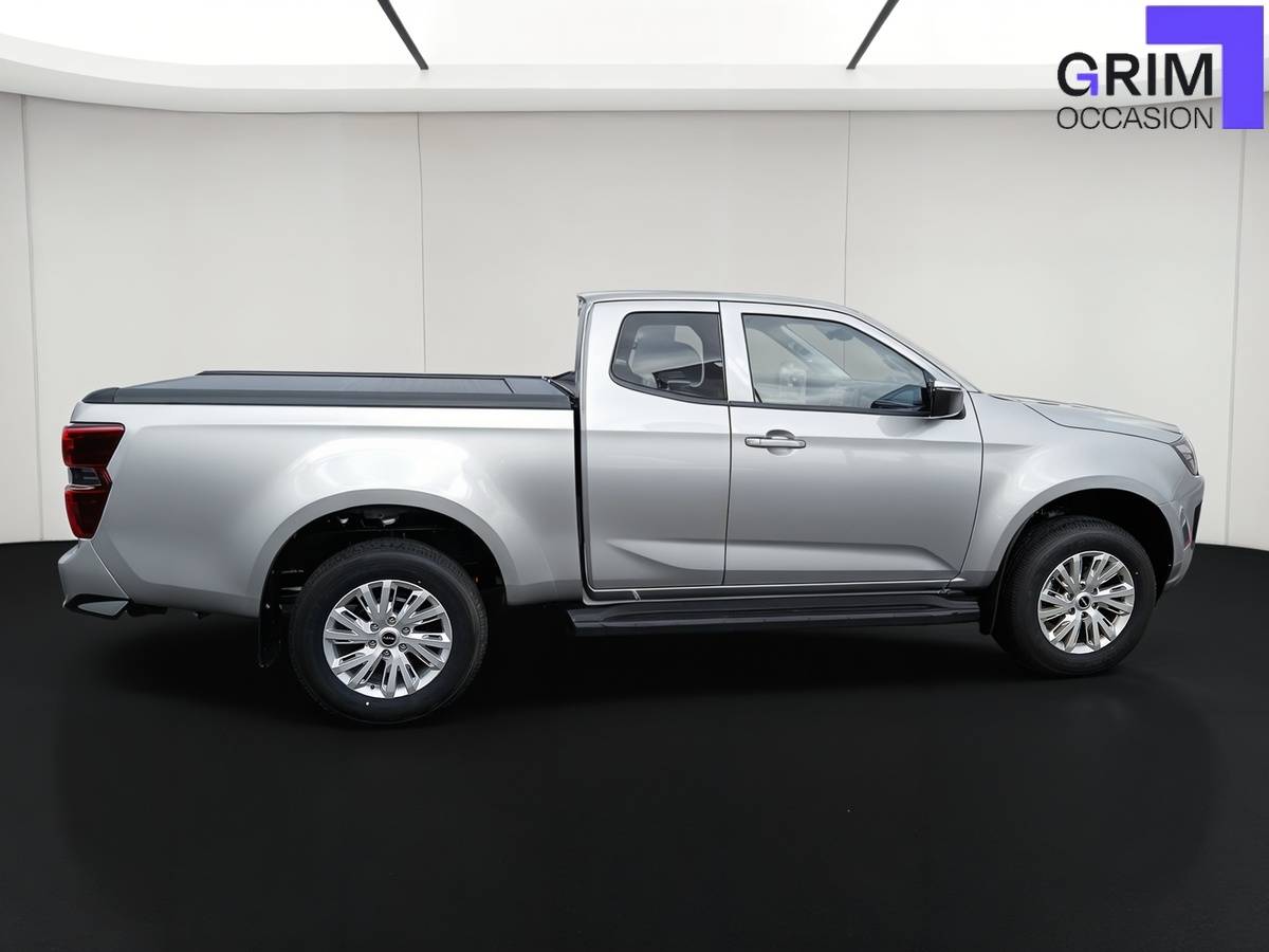 isuzu d max n space cab ch x at bb